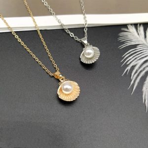 Trendy Summer Shell Imitation Pearl Pendant Necklace for Women