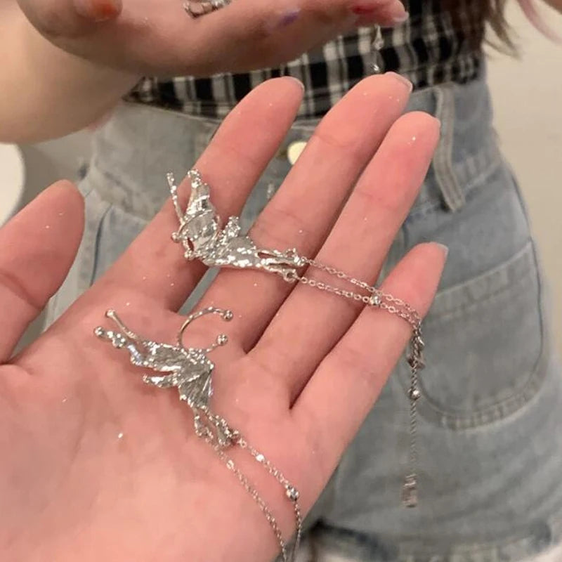 Y2K Irregular Liquid Earrings – Silver Geometric Clip for Trendsetters - Image 13