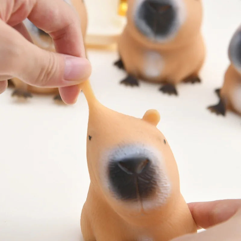 Mini Capybara Pinch Statue - Image 3